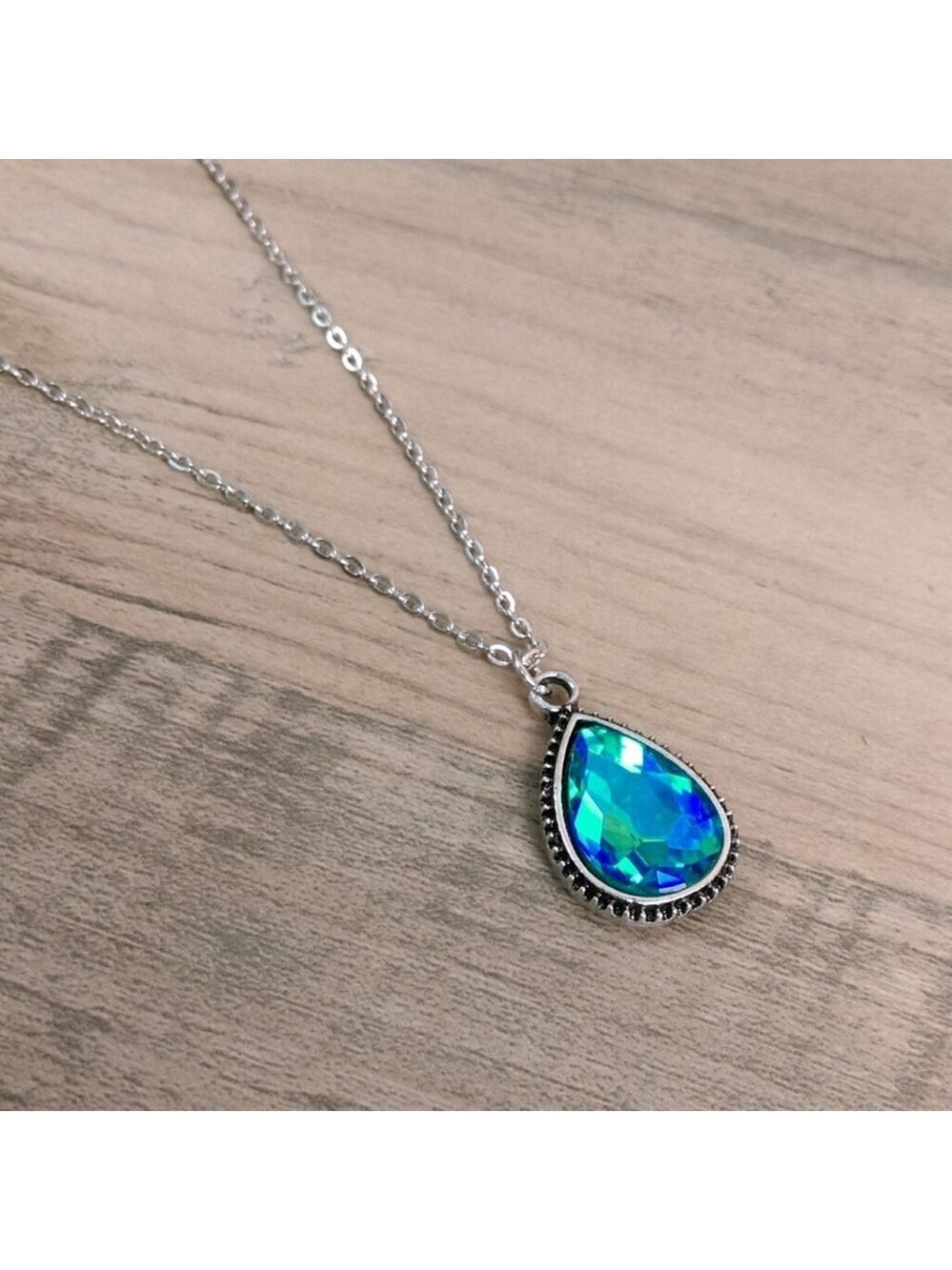 NWT Harriet Ave Turquoise Rhinestone Teardrop Pendant & Silver Chain Necklace